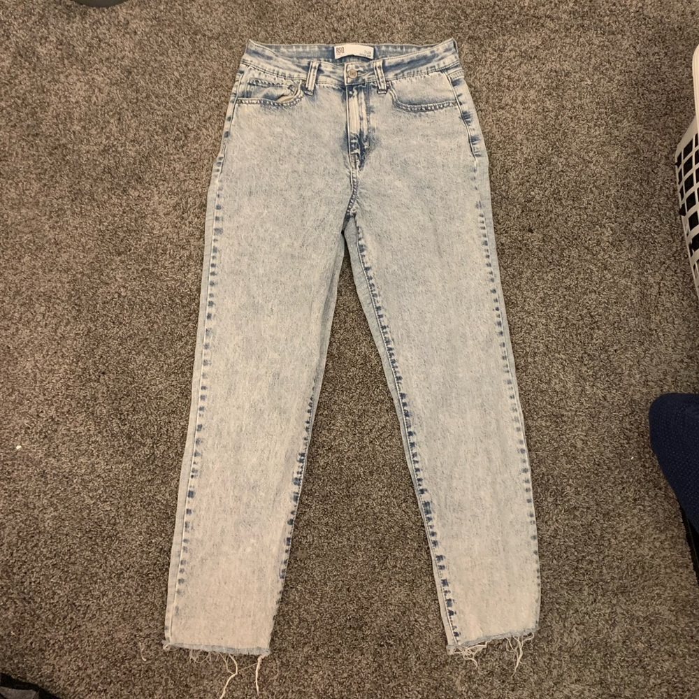 Acid wash mom jeans